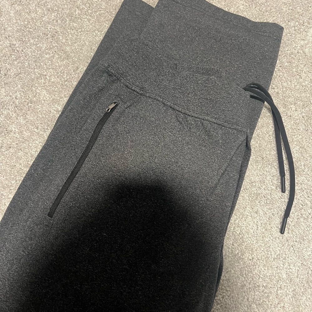 Men’s Lululemon Anti‑Gravity Sweatpants – Heathered Charcoal Gray - Picture 6 of 9